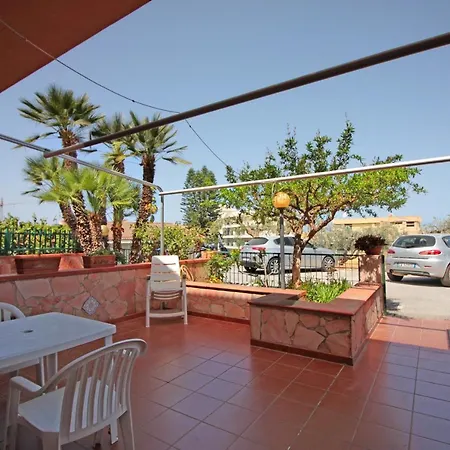 Villa Santa Lucia Con Patio E Giardino By Wonderful Italy Cefalu